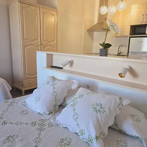 https://apartamentos-los-volcanes.in-canary-islands.com